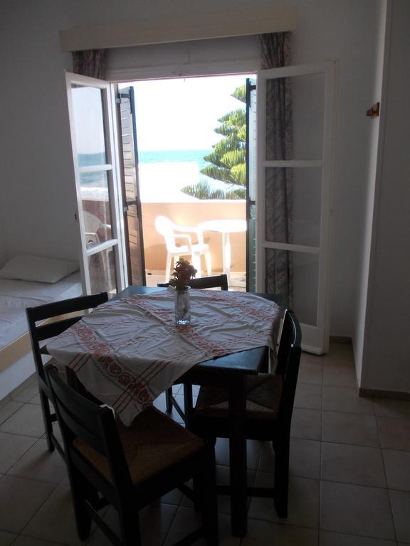Appartement Pelamare à Kokkini Hani Extérieur photo
